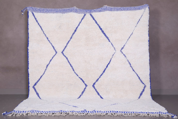 Moroccan Diamond Wool Rug - White with Blue Accents