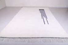 Custom white wool Moroccan handmade rug - Minimalist elegance