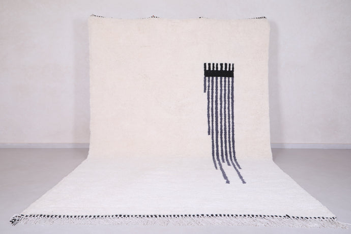 Custom white wool Moroccan handmade rug - Minimalist elegance