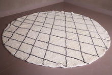 Round handmade rug – Custom rounded berber design