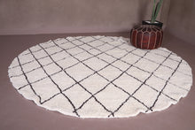 Round handmade rug – Custom rounded berber design