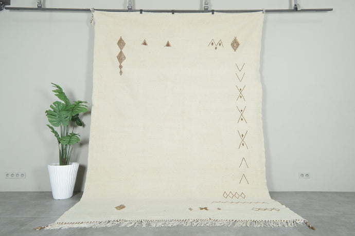 Elegant Minimalist Moroccan Rug- Custom Handwoven Rug - Kilim Rug