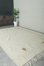 Elegant Minimalist Moroccan Rug- Custom Handwoven Rug - Kilim Rug