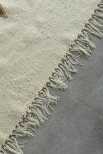 Elegant Minimalist Moroccan Rug- Custom Handwoven Rug - Kilim Rug