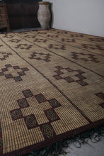 Tuareg rug 9 X 15.9 Feet