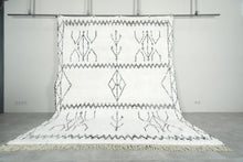White beni ourain rug with black geometric design - Custom size