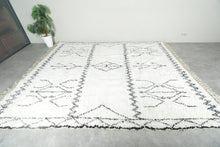 White beni ourain rug with black geometric design - Custom size