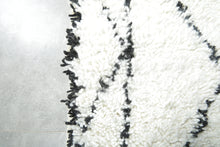 White beni ourain rug with black geometric design - Custom size