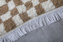 Beige & cream checkered custom Moroccan rug - Elegant and versatile