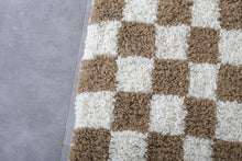 Beige & cream checkered custom Moroccan rug - Elegant and versatile