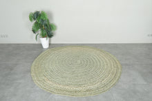 Round Moroccan hassira - 6.2 ft