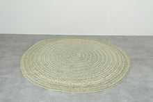 Round Moroccan hassira - 6.2 ft