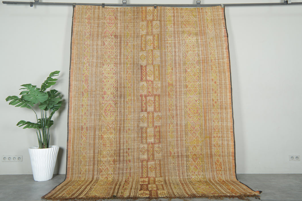 Tuareg Mat 7.6 ft x 10.6 ft