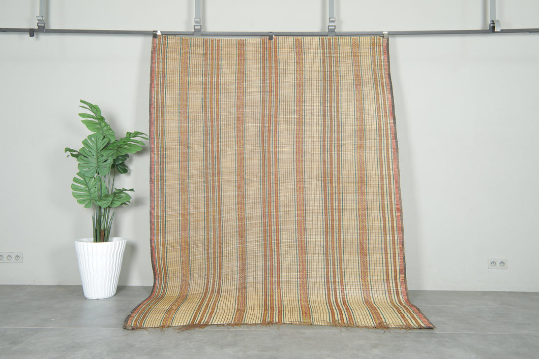 Tuareg mat 6.5 ft x 8.7 ft