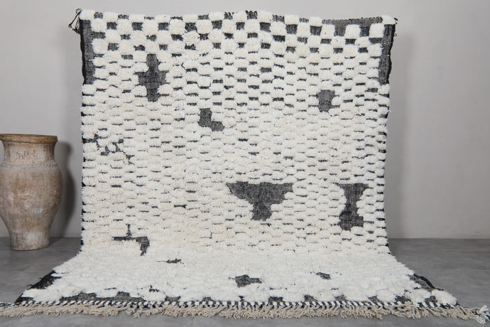Checkered Moroccan Wool Rug - Black and White Elegance