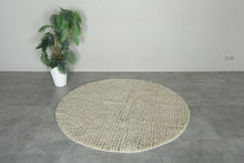 Soft Woven Round Rug – Handcrafted Textured Cotton Blend