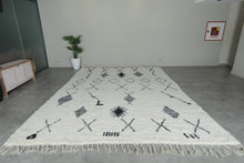 Custom Beni Ourain Rug – Handmade Black & White Moroccan Wool Carpet