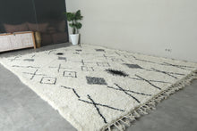 Custom Beni Ourain Rug – Handmade Black & White Moroccan Wool Carpet