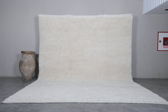 Minimalist Moroccan Berber Rug - Handwoven Ivory Wool Carpet