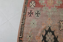 Handmade pink floral wool moroccan rug 6x9 feet - Vintage boho rug -