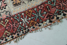 Vintage moroccan rug 5.7 x 10 feet Handmade Berber wool rug -