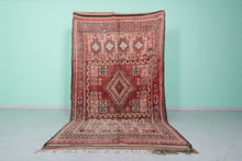Vintage moroccan rug 5.5 x 9.9 feet - Handmade berber wool rug -
