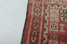 Vintage moroccan rug 5.5 x 9.9 feet - Handmade berber wool rug -