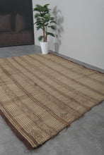 Tuareg rug 5.9 X 8.3 Feet