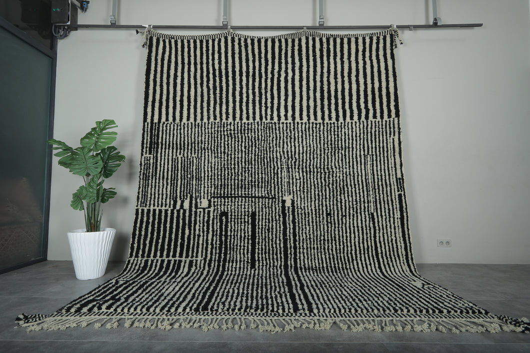 Black & white Moroccan rug - Custom size