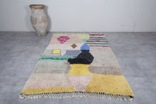 Moroccan rug 5.6 X 7.7 Feet