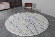 Custom Round Minimalist Rug – Handwoven Ivory & Blue Moroccan Carpet