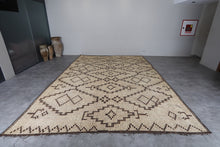 Large Tuareg Mat 10.4 x 15.2 ft – Handwoven Saharan Rug with Diamond Pattern in Natural Reed and Leather
