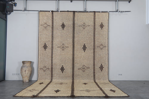 Minimalist tuareg rug - Beige with tribal brown motifs - 9.1 ft X 15 ft
