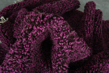 Deep magenta moroccan mug – Handmade wool berber carpet – Custom size