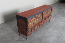 Vintage Moroccan chest H 22.4 inches x W 50.3 inches x D 11.8 inches