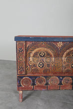 Vintage Moroccan chest H 22.4 inches x W 50.3 inches x D 11.8 inches