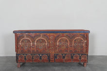 Vintage Moroccan chest H 24.4 inches x W 48.4 inches x D 14.3 inches