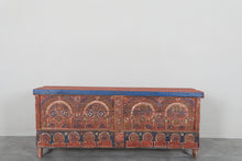 Vintage Moroccan chest H 21.6 inches x W 51.1 inches x D 12.2 inches