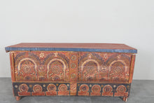 Vintage Moroccan chest H 23.6 inches x W 51.3 inches x D 14.5 inches