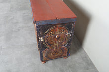 Vintage Moroccan chest H 23.6 inches x W 51.3 inches x D 14.5 inches