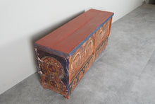 Vintage Moroccan chest H 23.6 inches x W 51.3 inches x D 14.5 inches