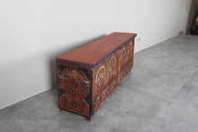 Vintage Moroccan chest H 21.2 inches x W 52.3 inches x D 12.2 inches