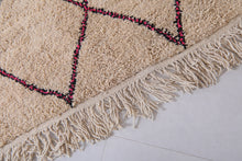 Moroccan beni ourain runner - Custom beige rug with diamond pattern