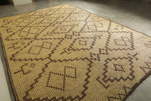 Authentic tuareg mat - Geometric diamond pattern - 8 FT X 15.8 FT