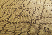 Authentic tuareg mat - Geometric diamond pattern - 8 FT X 15.8 FT