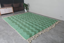 Custom green zigzag wool rug - Handwoven modern Moroccan style