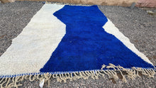 Moroccan wool rug - Bold blue hourglass design - Custom size