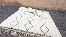Custom beni ourain rug - Cream wool with black diamond pattern