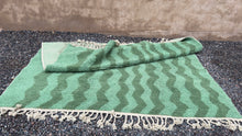 Custom green zigzag wool rug - Handwoven modern Moroccan style