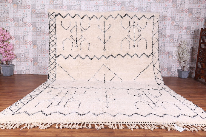 Natural White Moroccan Rug with Subtle Dotted Pattern - Handmade Berber Carpet